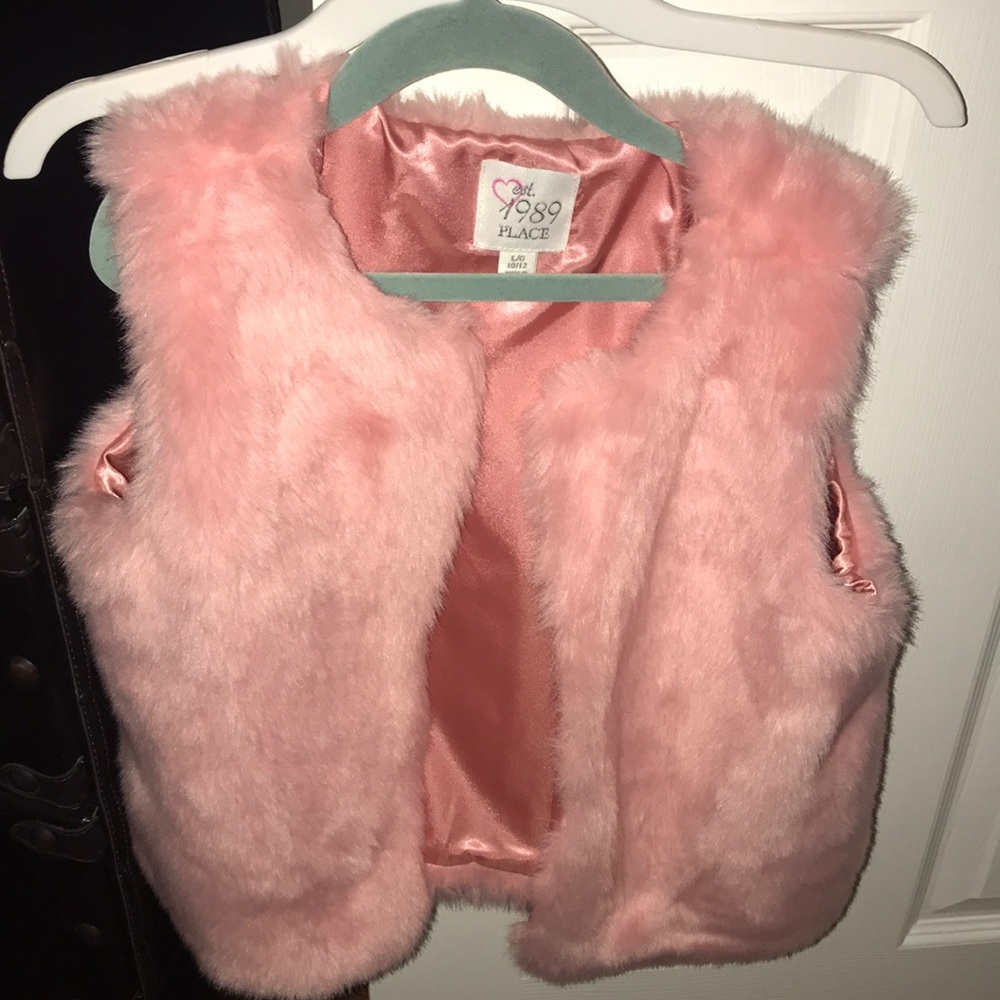 Girls faux fur vest